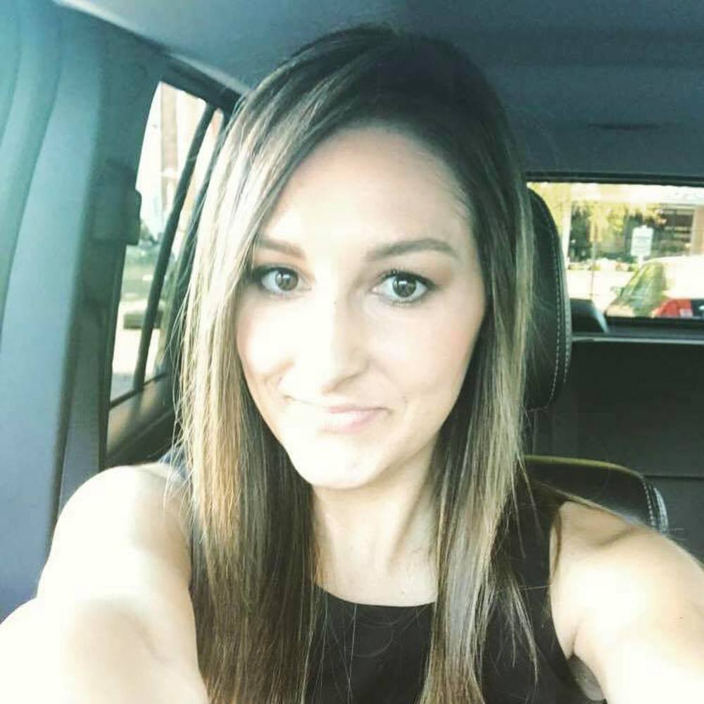 Meet your Posher, Leanne